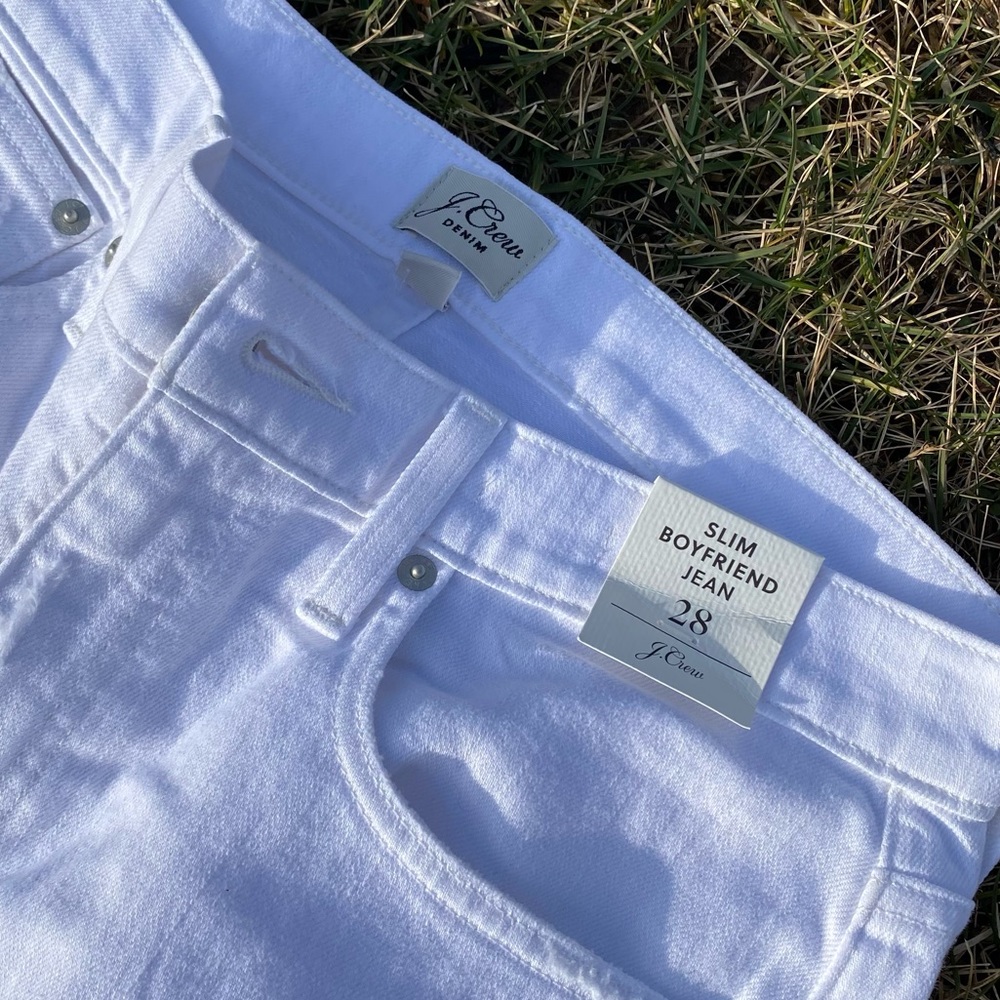 NWT J Crew White Slim Boyfriend Jean with raw hem - Picture 7 of 13
